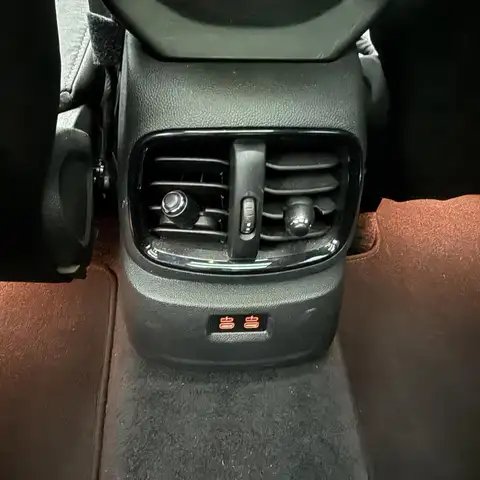 Mini Cooper Se view 14