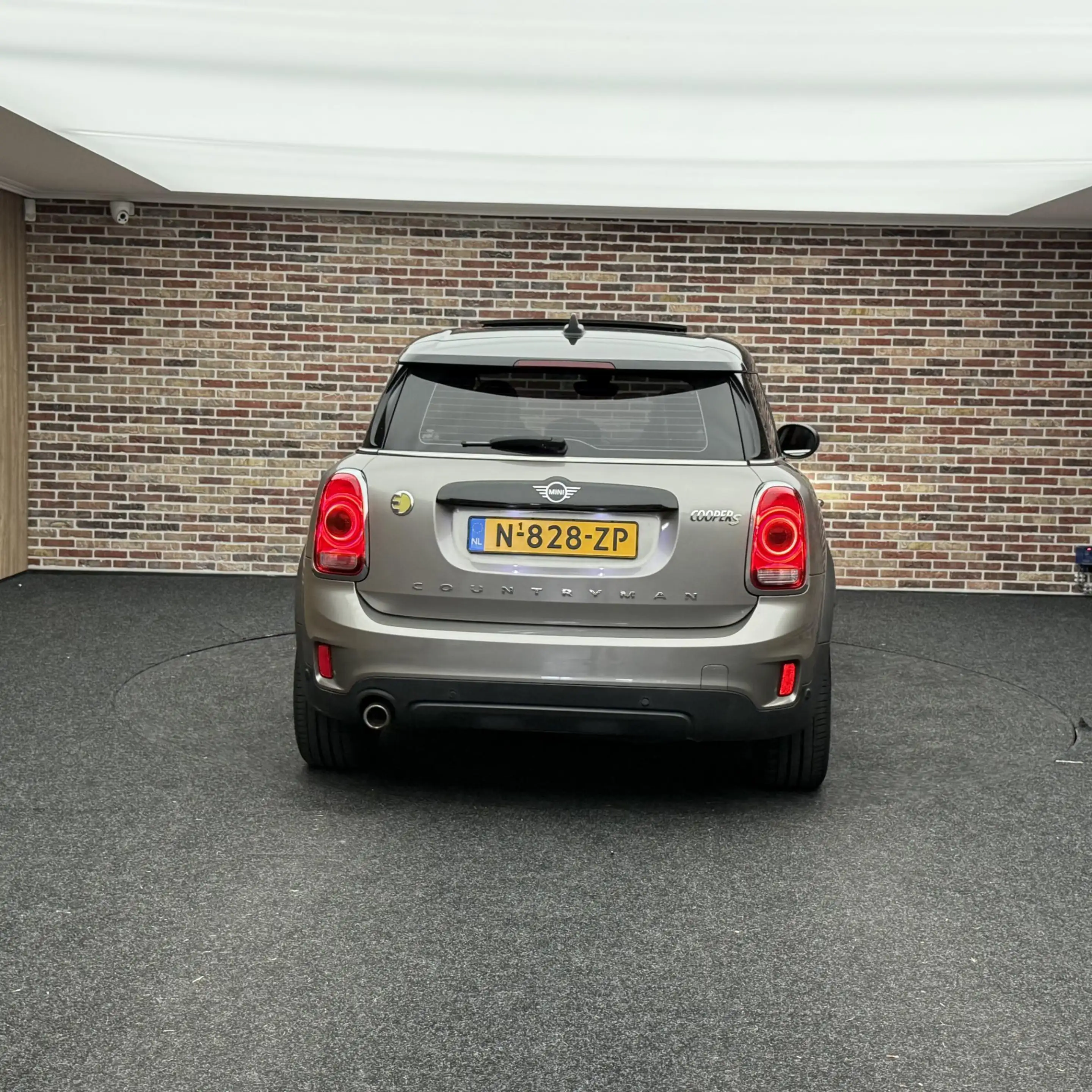 MINI Cooper SE Countryman 1.5 ALL4 — photo 5