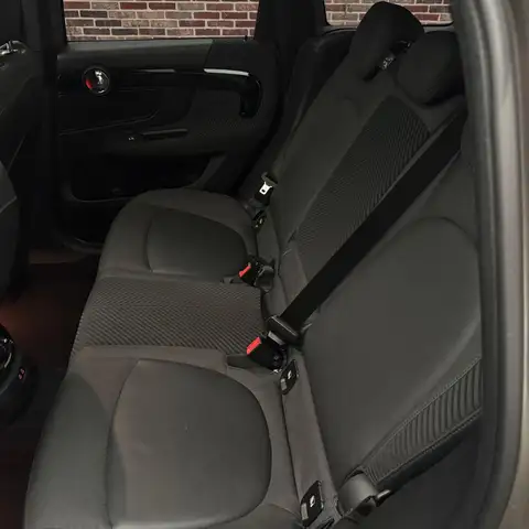 Mini Cooper Se view 13