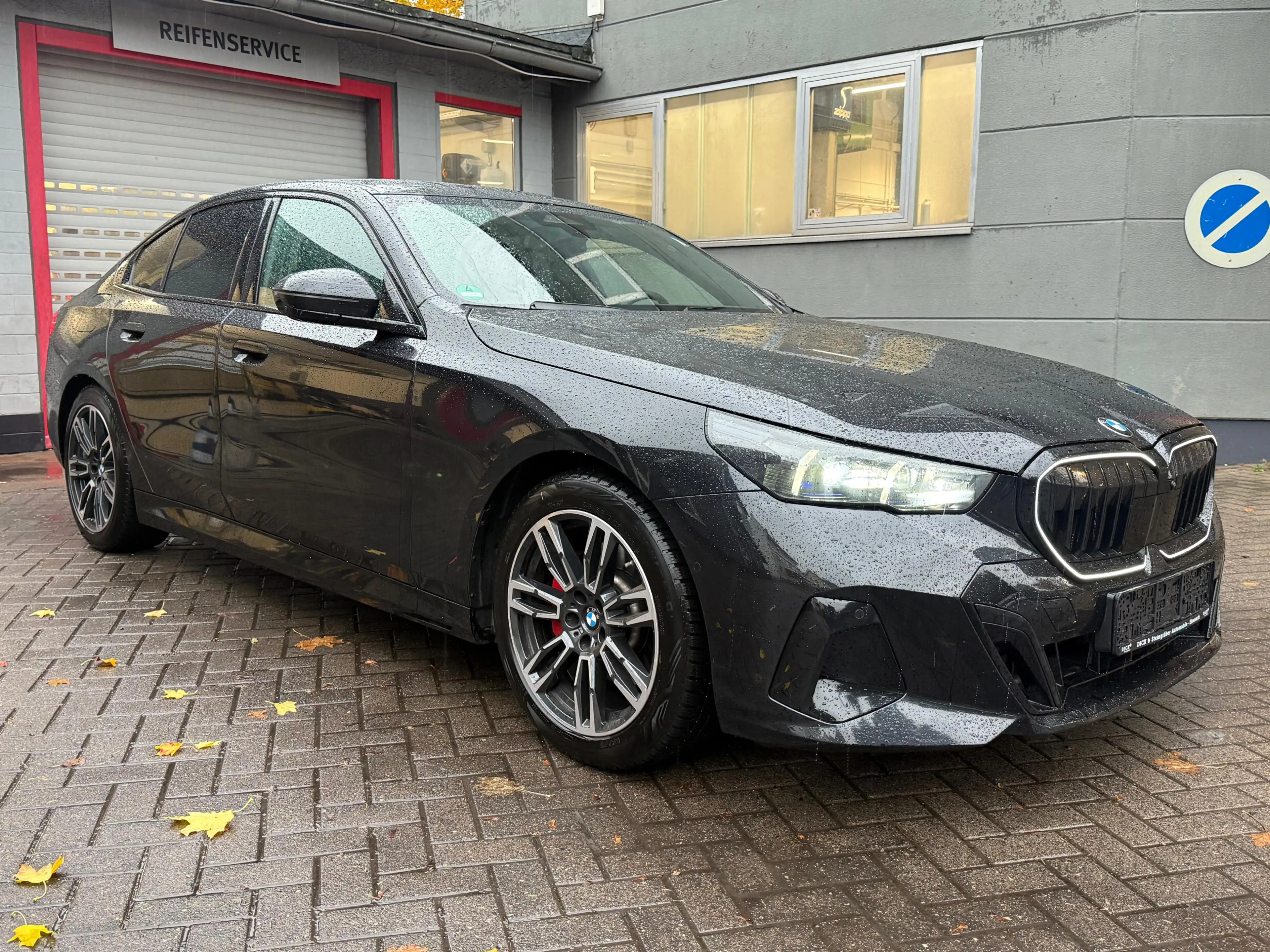 BMW 520 i Lim. M Sport Pro LED+NAV+H&K+KAM+MEMO+HuD+