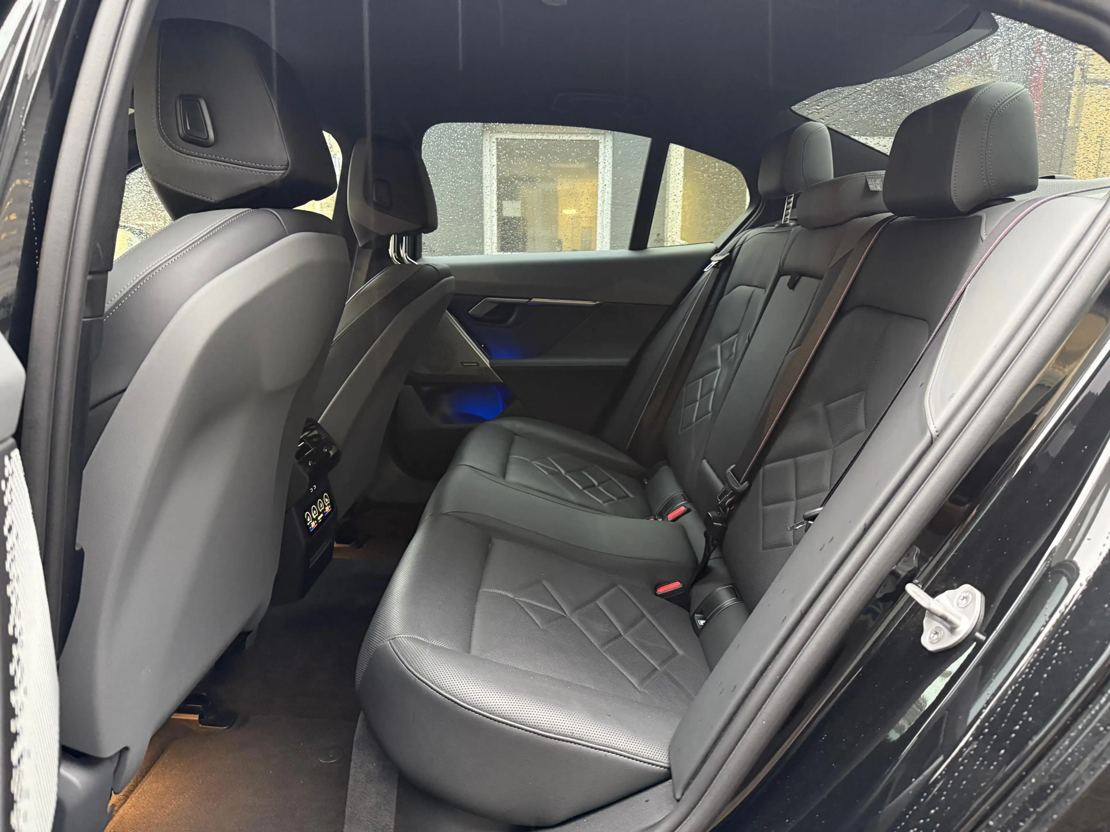 BMW 520 i Lim. M Sport Pro LED+NAV+H&K+KAM+MEMO+HuD+ — photo 8