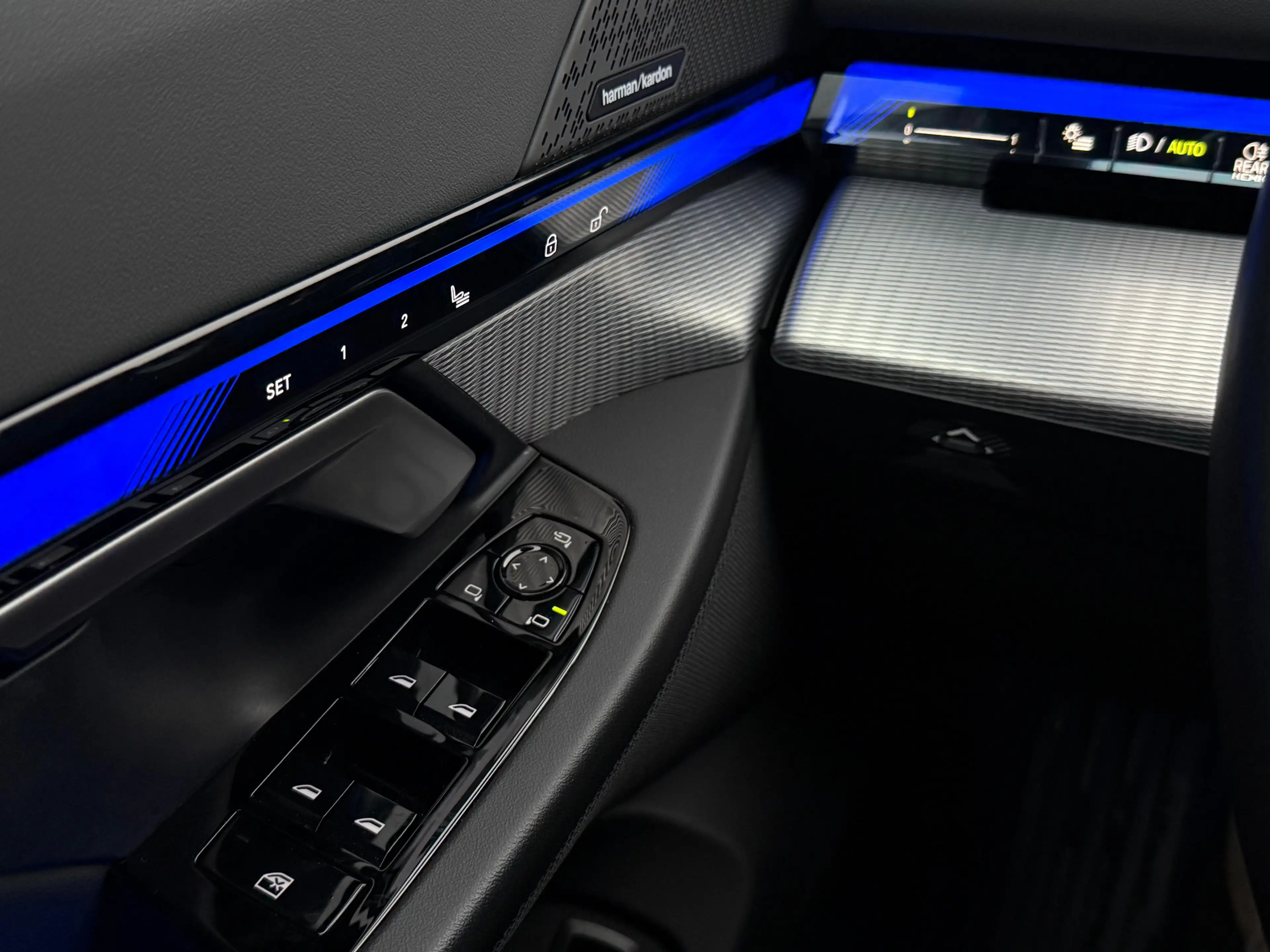 BMW 520 i Lim. M Sport Pro LED+NAV+H&K+KAM+MEMO+HuD+ — photo 15