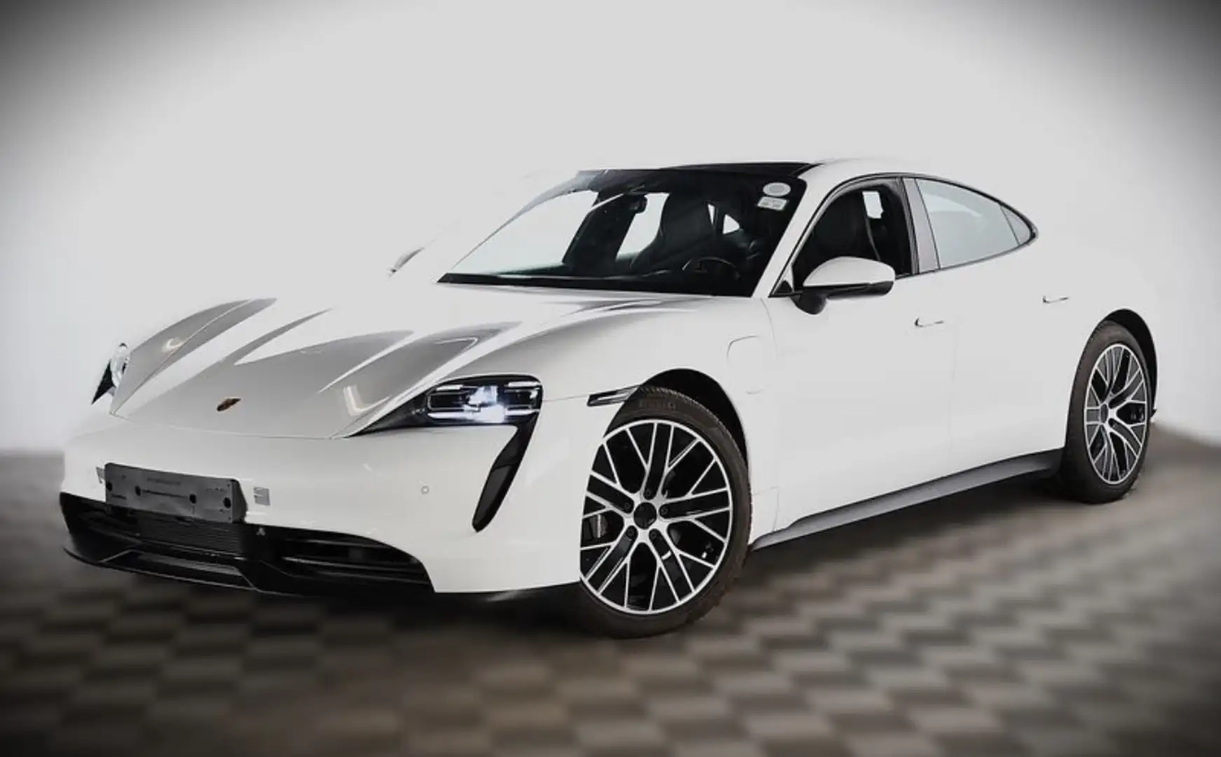 Porsche Taycan 476 ch avec batterie performance plus - 1