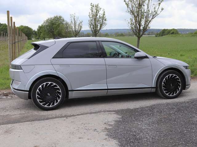 Imagine Hyundai IONIQ 5 IONIQ 5 72,6 kWh 4WD Uniq