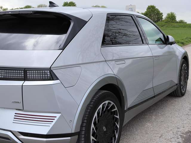 Hyundai IONIQ 5 IONIQ 5 72,6 kWh 4WD Uniq