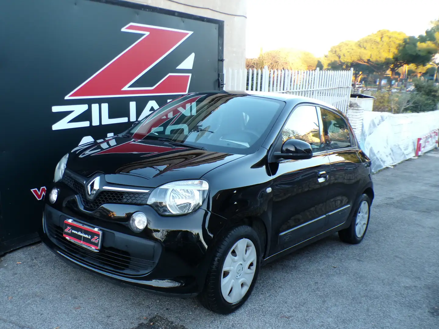 Renault Twingo 0.9 tce edc ..AUTOMATICA..FRIZIONE NUOVA.. Schwarz - 1