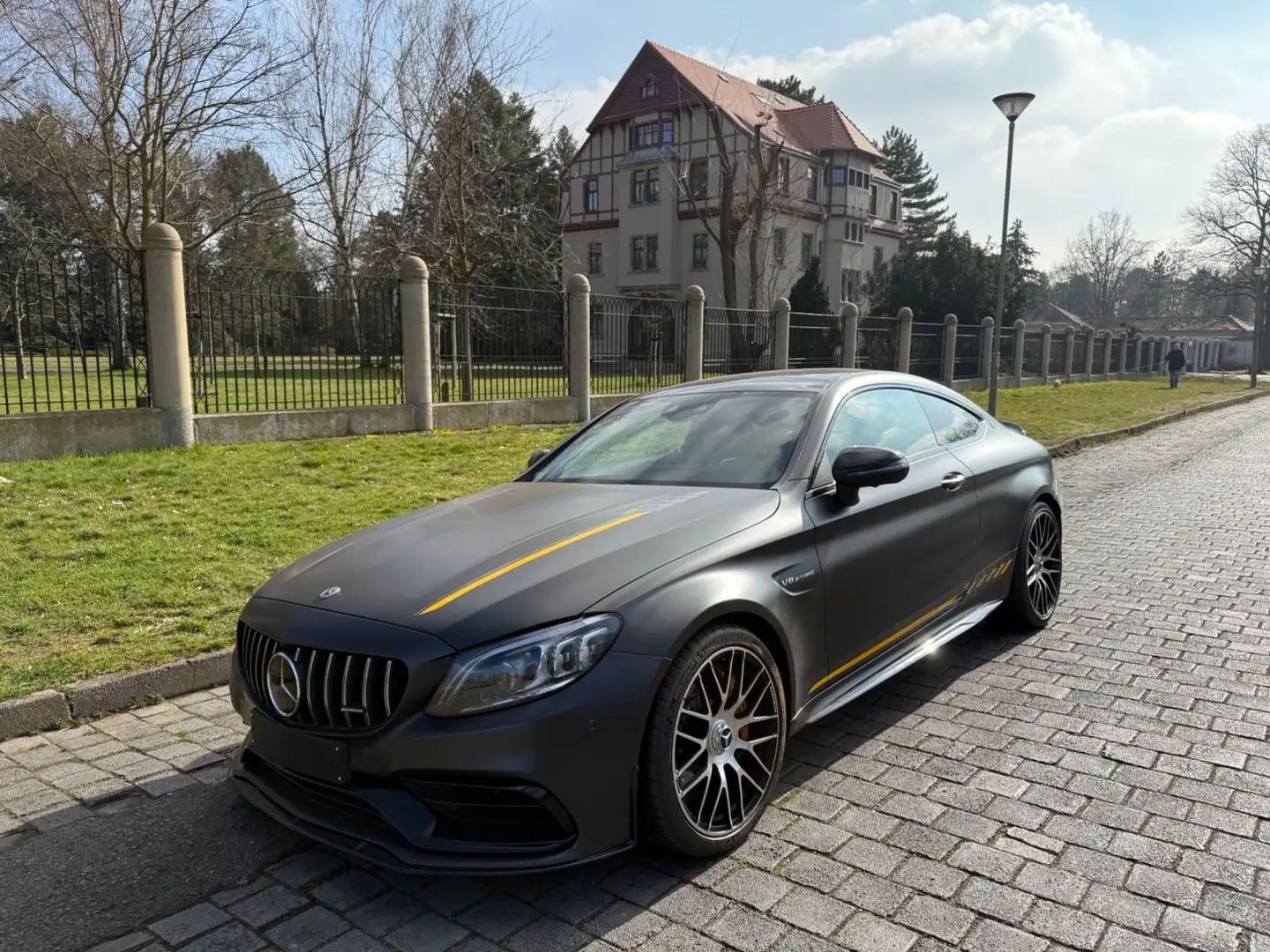 Mercedes-Benz C 63 AMG C 63 S AMG Coupe Final Edition, HU Neu Grau - 1