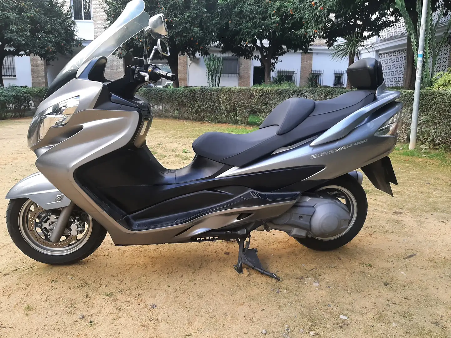 Suzuki Burgman 400 Gris - 2