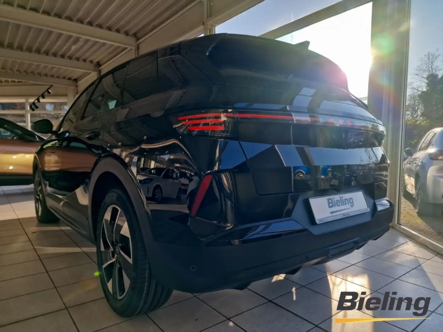 Opel Grandland GS 48V Mild Hybrid Automatik NEUES MODELL Schwarz - 2