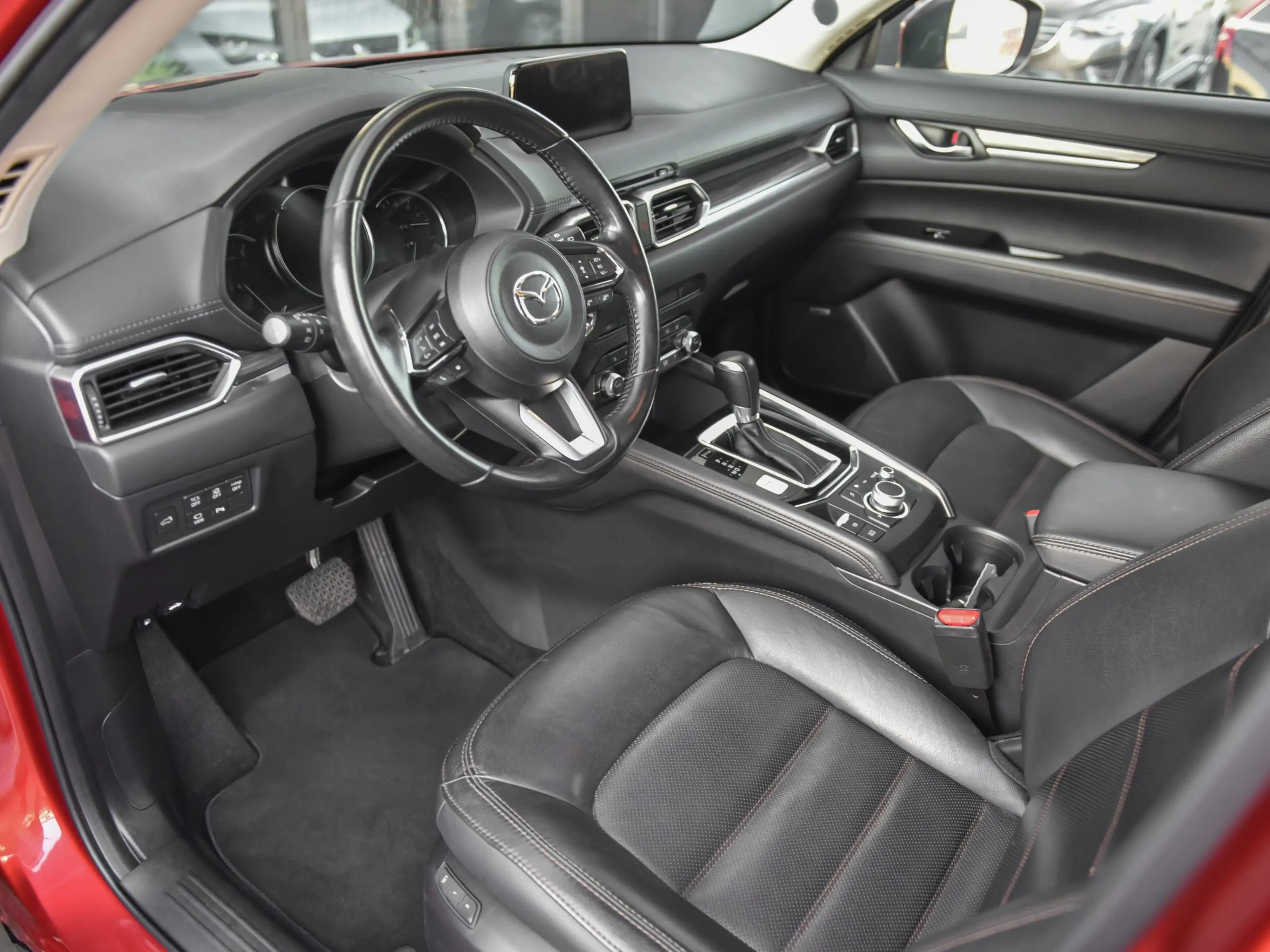 Mazda CX-5 2.5 SkyActiv-G 194 Signature — photo 3