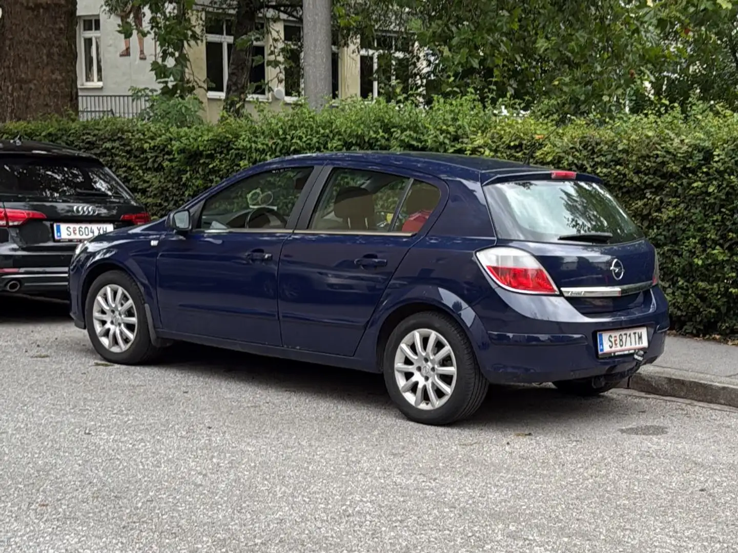 Opel Astra Astra Elegance Elegance Blau - 1