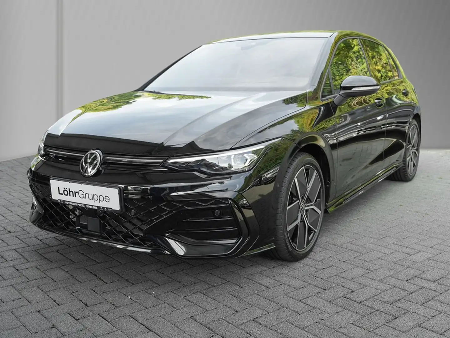 Volkswagen Golf 1.5 eTSI DSG R-Line Black Style AHK, RFK, Pano.... Schwarz - 2