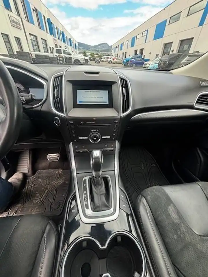Ford Edge снимка Ford Edge