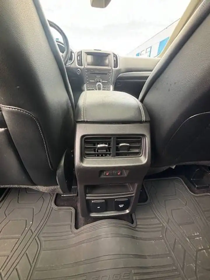 Ford Edge снимка Ford Edge