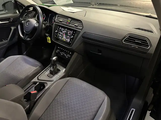 Volkswagen Tiguan view 11