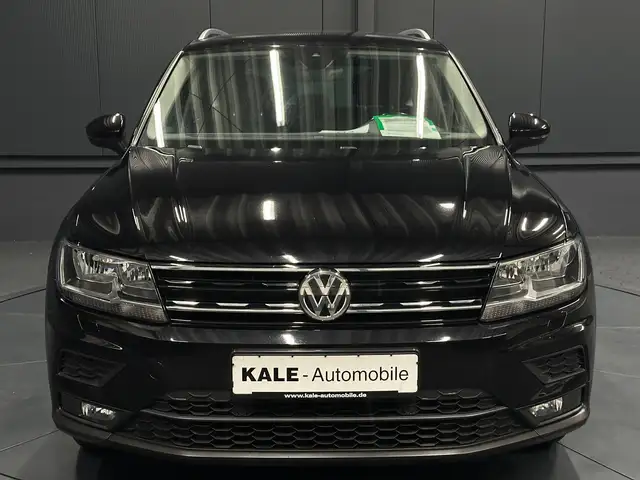Volkswagen Tiguan view 8