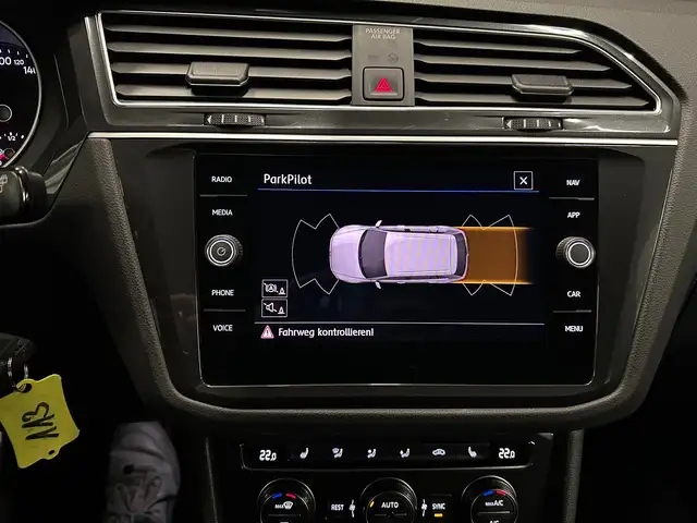 Volkswagen Tiguan view 19