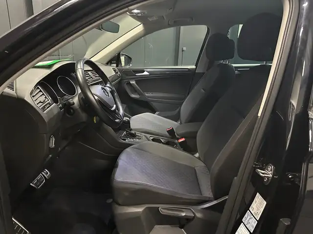 Volkswagen Tiguan view 14