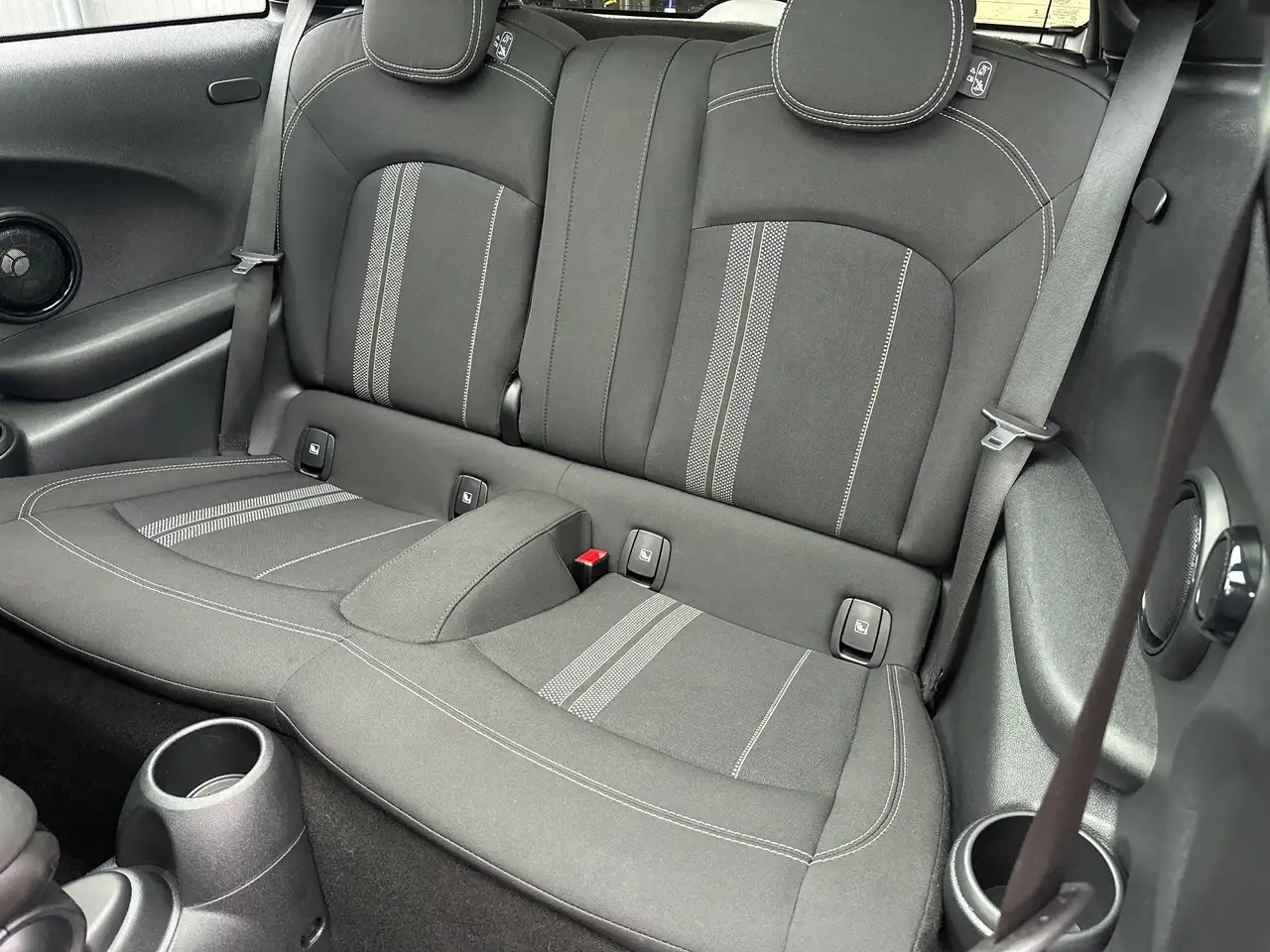 MINI Cooper Classic Trim NAV+LED+PANO+HUD+KAM+SHZ+KEYLESS+PP, миниатюра 11
