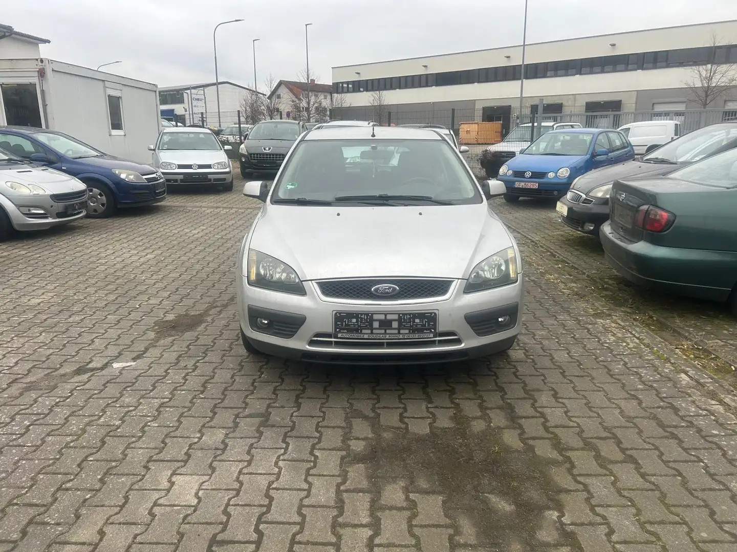 Ford Focus Sport Silber - 1