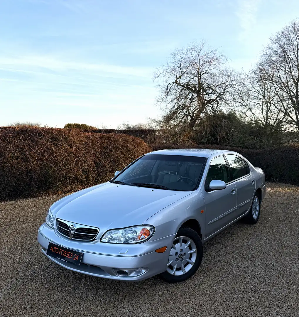 Nissan Maxima 2.0i V6 SE AUTOMATIQUE FULL OPTIONS 83.000 KM !!!! Plateado - 1