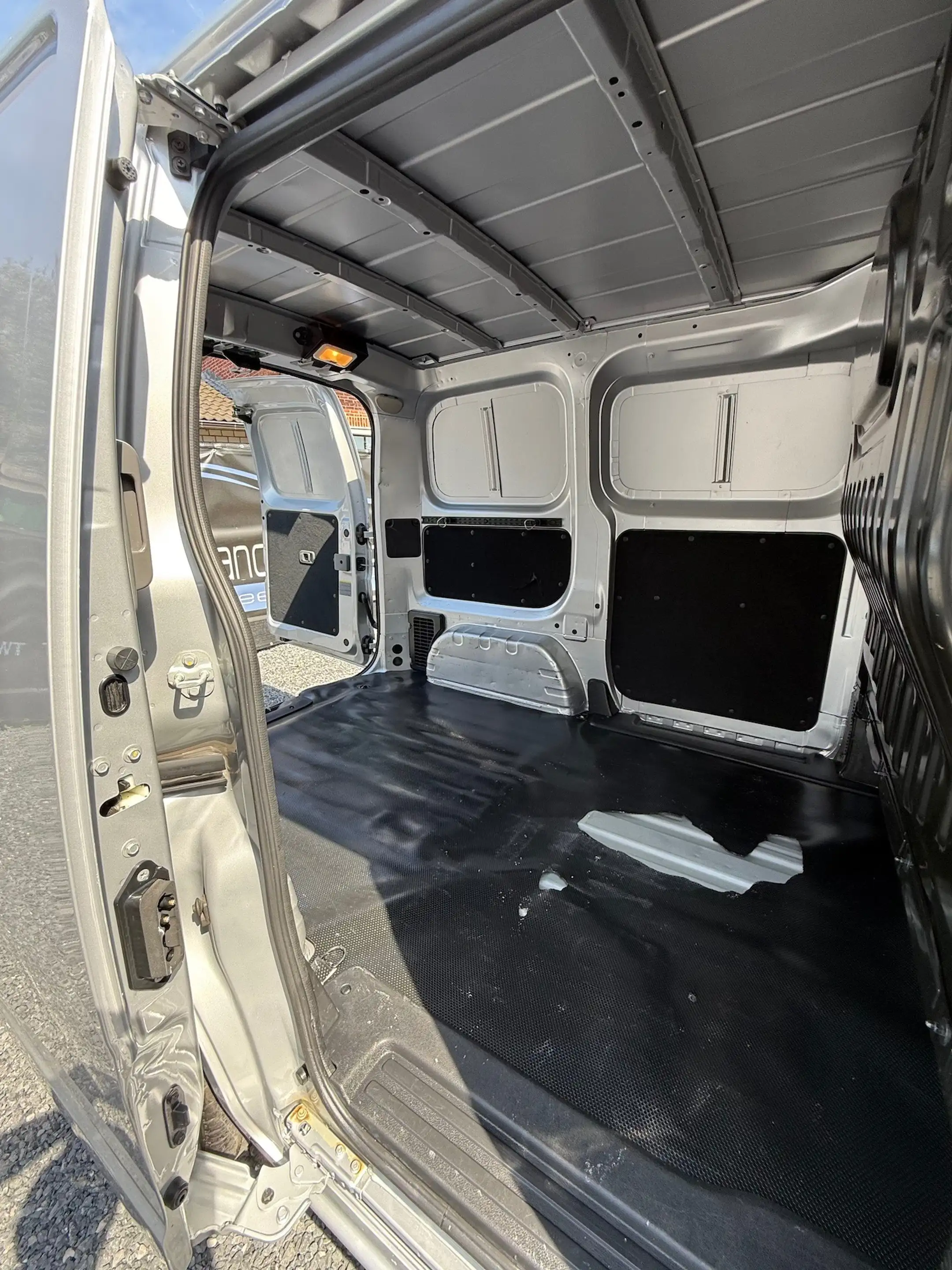 Nissan NV200 1.6i Optima, Airco, Parkeercamera, Trekhaak + Keuring — photo 14