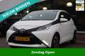 Toyota Aygo 1.0 VVT-i x-play LED_NAVI_CRUIS_CAM_CARPLAY. Blanc - thumbnail 1