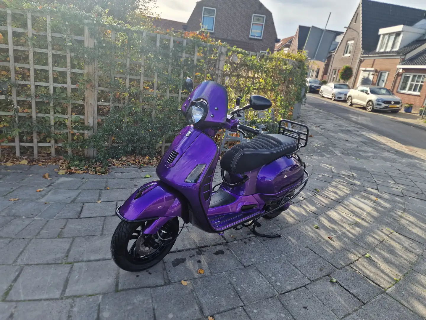 Vespa GTS Super Sport 300 Mauve - 2