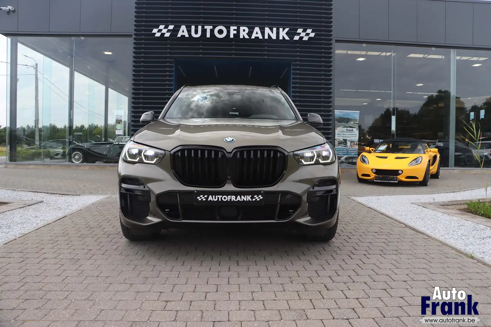 BMW X5 45E / M-SPORT / PANO / TREKHK / DASH LEDR / CARBON Verde - 2