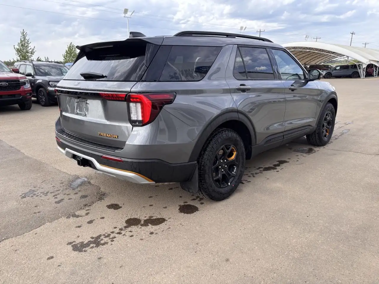 Ford Explorer снимка Ford Explorer