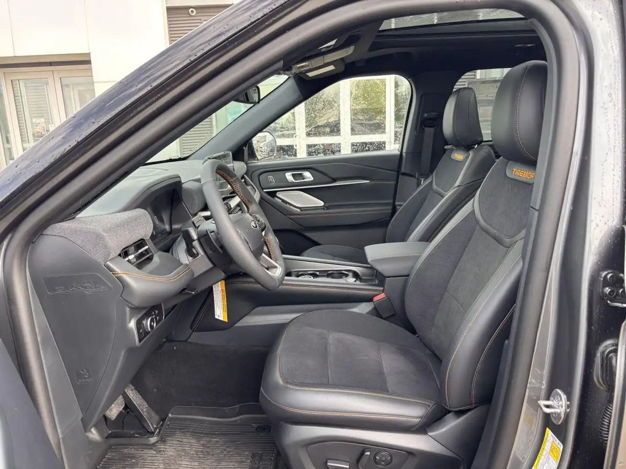 Ford Explorer снимка Ford Explorer