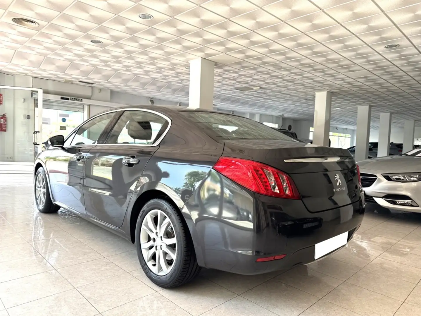 Peugeot 508 1.6e-HDI Blue Lion Allure CMP Negro - 2