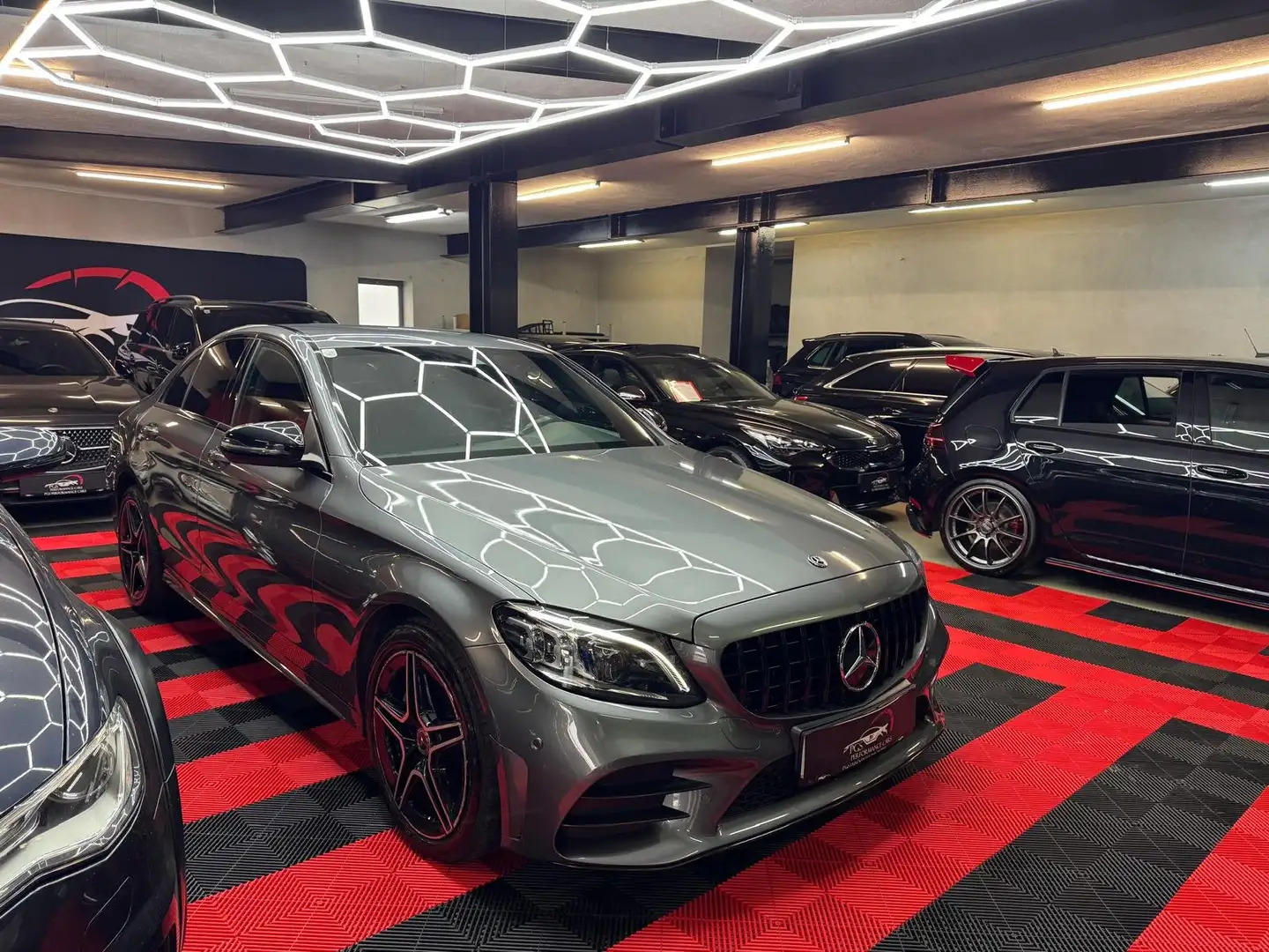 Mercedes-Benz C 220 AMG/LEDER Grijs - 1