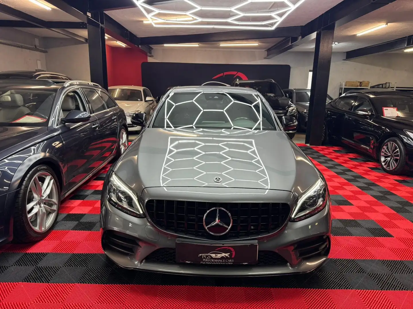 Mercedes-Benz C 220 AMG/LEDER Grijs - 2