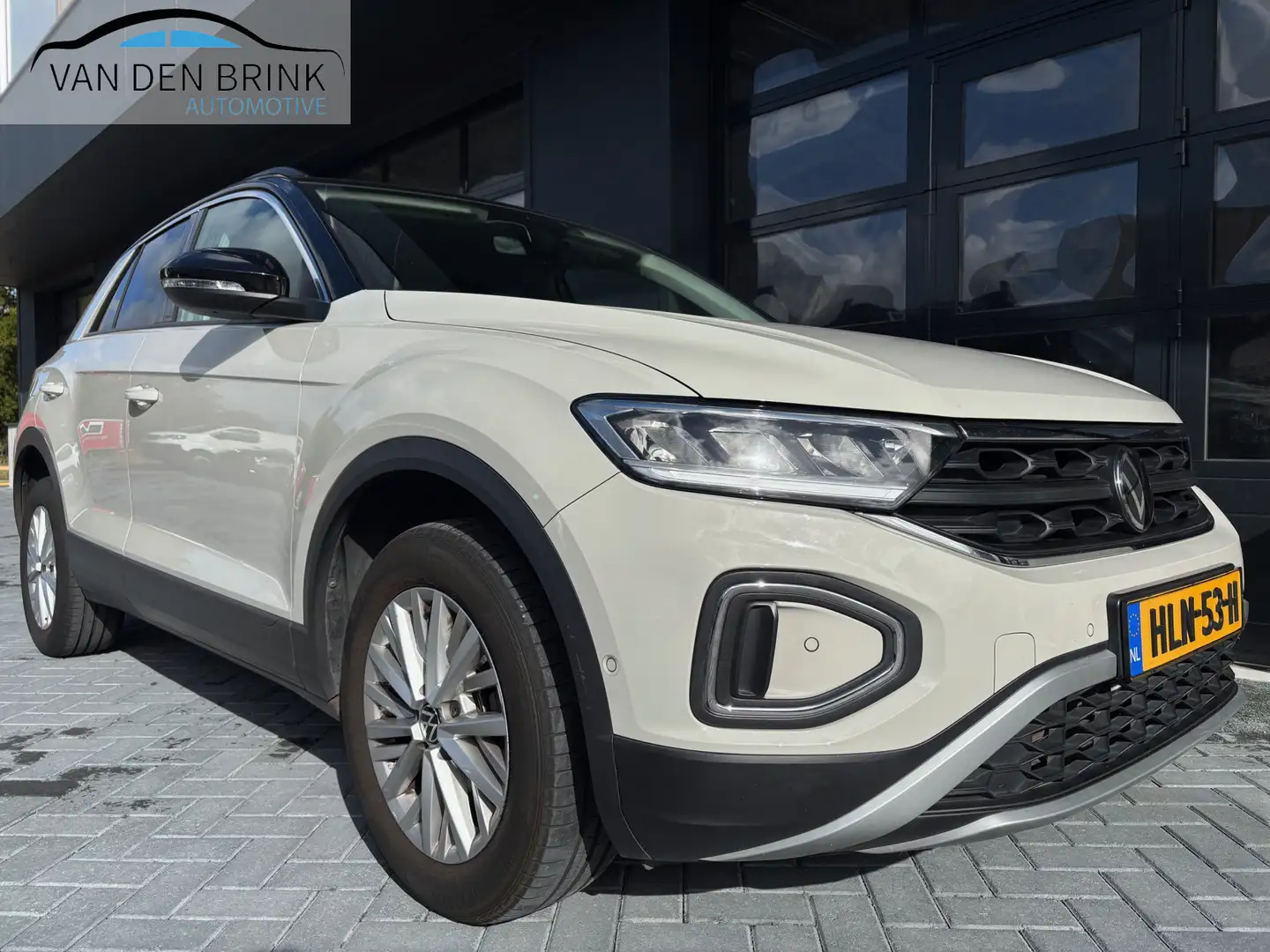 Volkswagen T-Roc 1.5 TSI Life Beige - 1