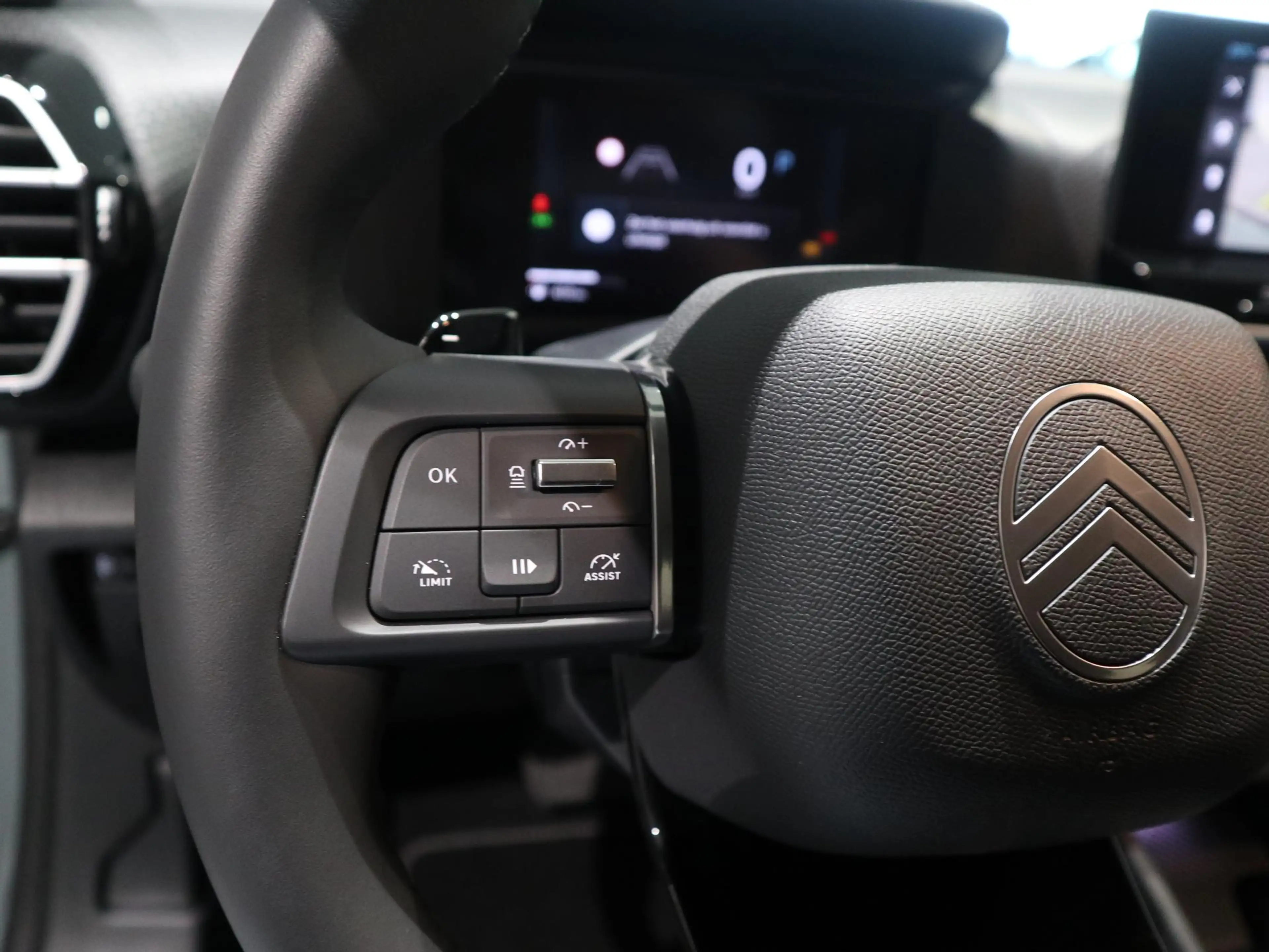 Citroen C4 X Hybrid 136 Max | Head Up Display | 360° Camera | N — photo 13