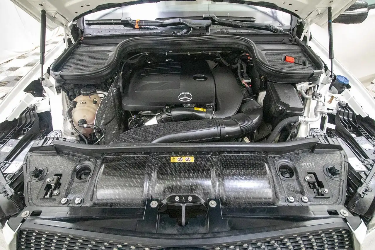 Mercedes-Benz GLE снимка Mercedes-Benz GLE