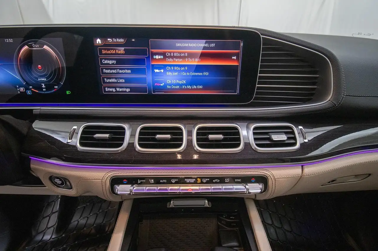 Mercedes-Benz GLE снимка Mercedes-Benz GLE