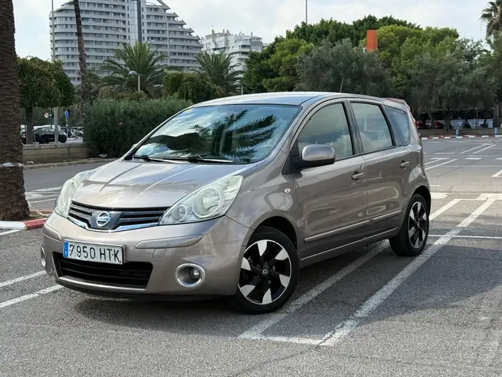 Nissan Note 1.4 Acenta 2013, foto 2