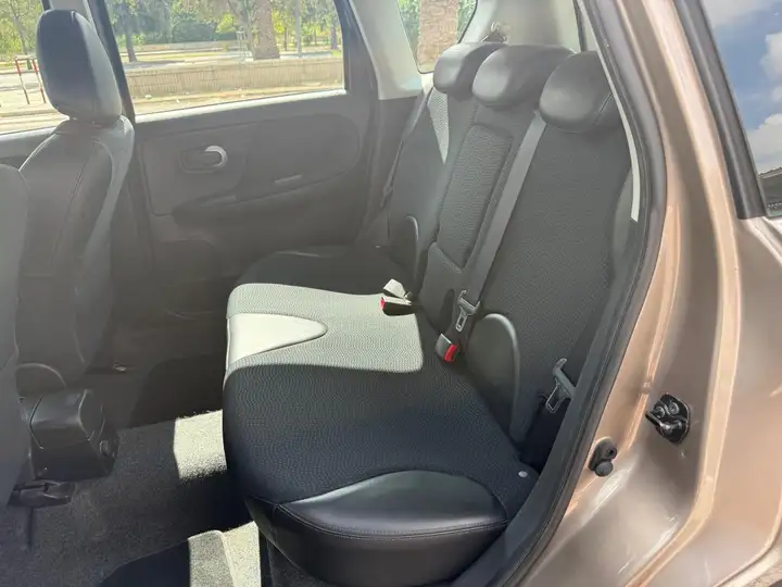 Nissan Note 1.4 Acenta 2013, foto 13