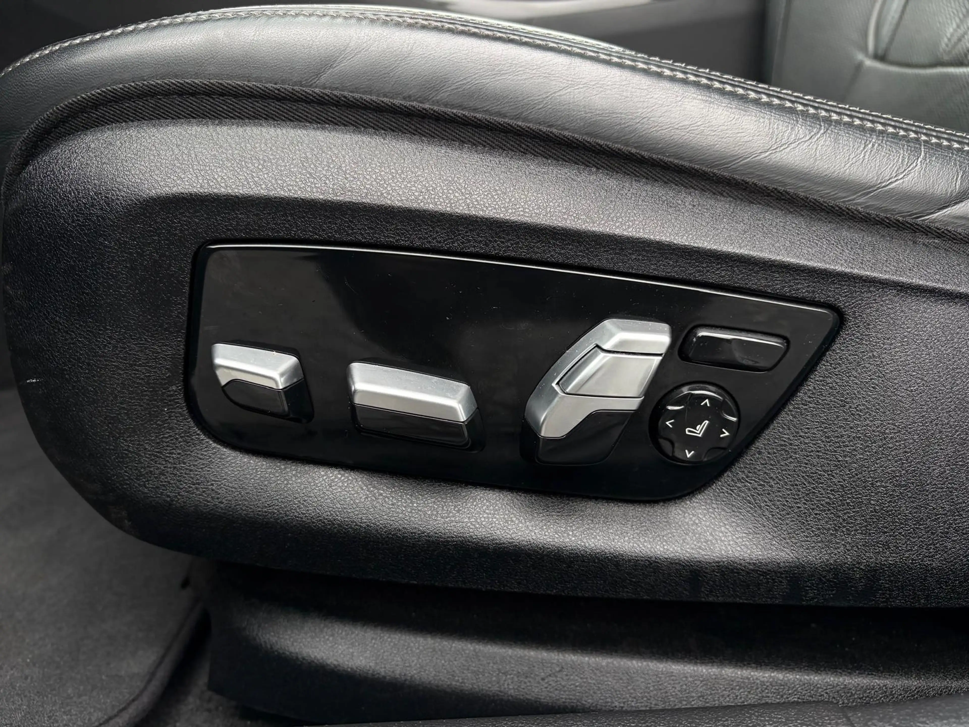 BMW 530 5-serie 530d xDrive|HUD| M-pakket| Stoelkoeling| P — photo 12