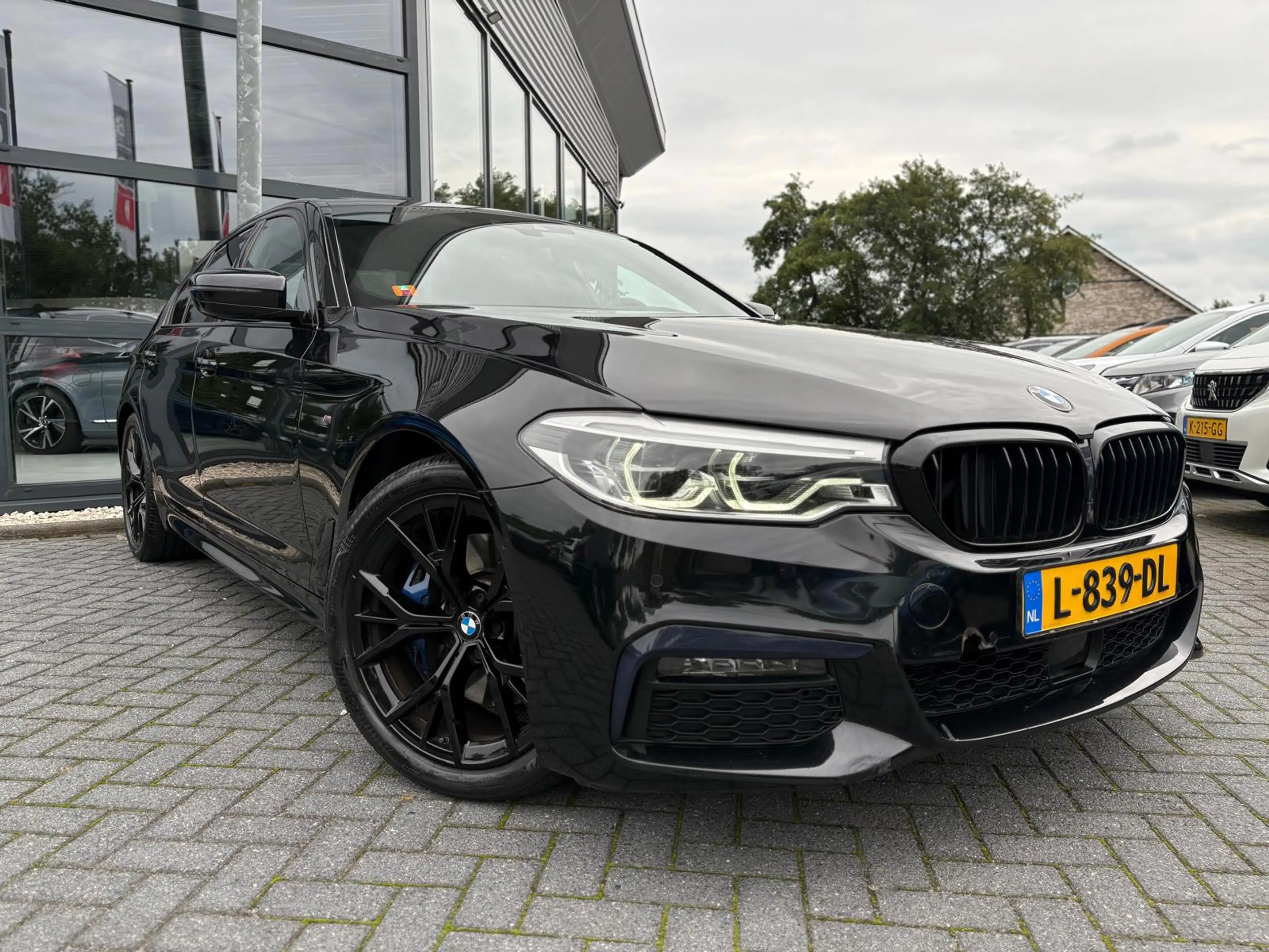 BMW 530 5-serie 530d xDrive|HUD| M-pakket| Stoelkoeling| P — photo 34