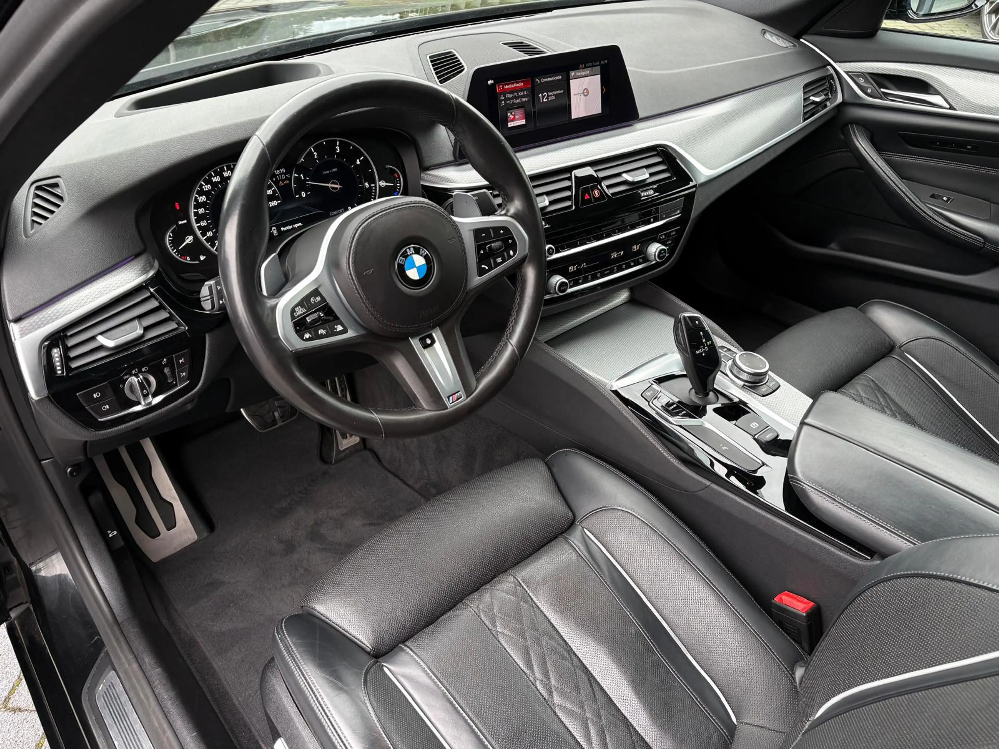 BMW 530 5-serie 530d xDrive|HUD| M-pakket| Stoelkoeling| P — photo 10
