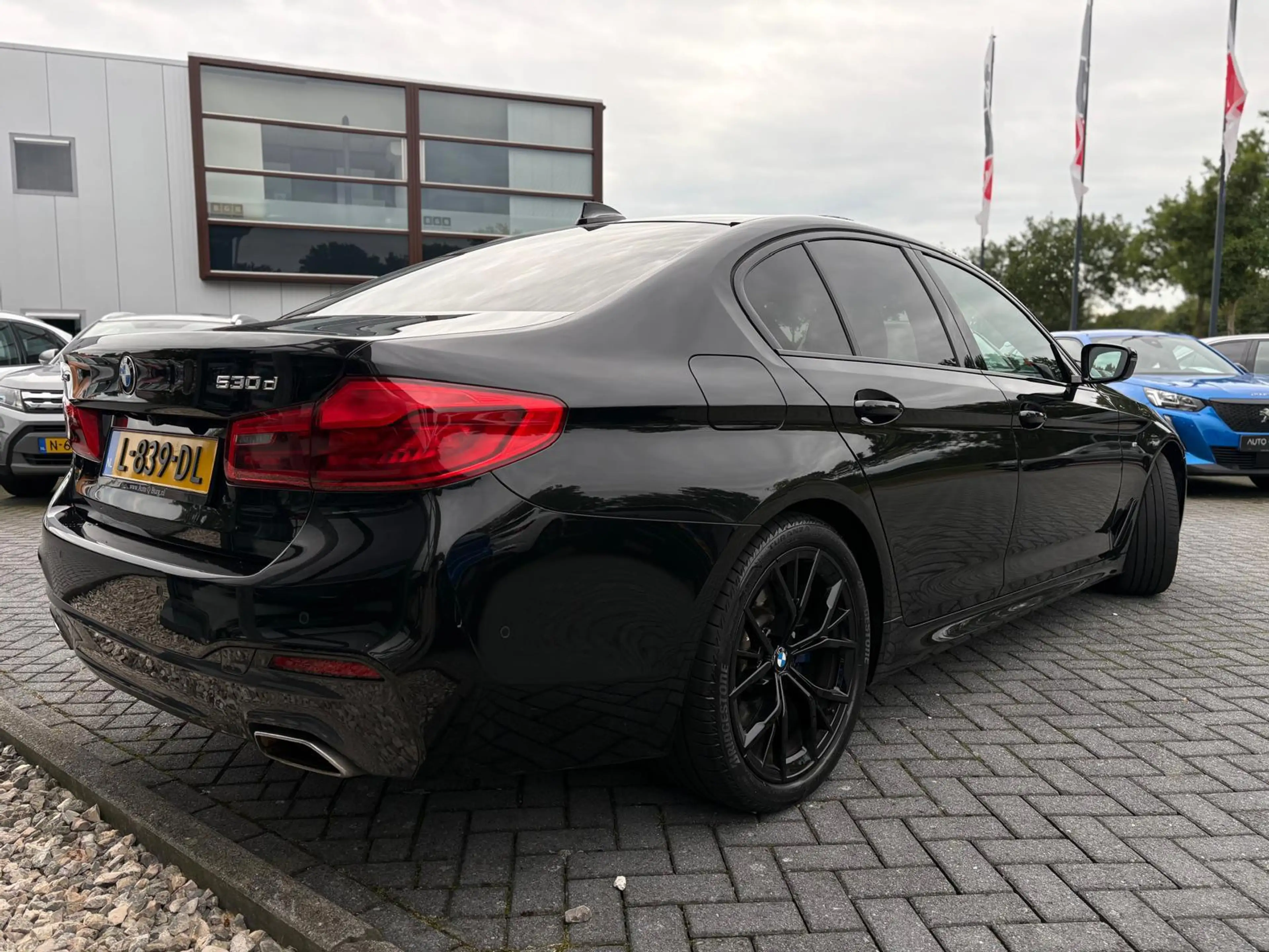 BMW 530 5-serie 530d xDrive|HUD| M-pakket| Stoelkoeling| P — photo 29