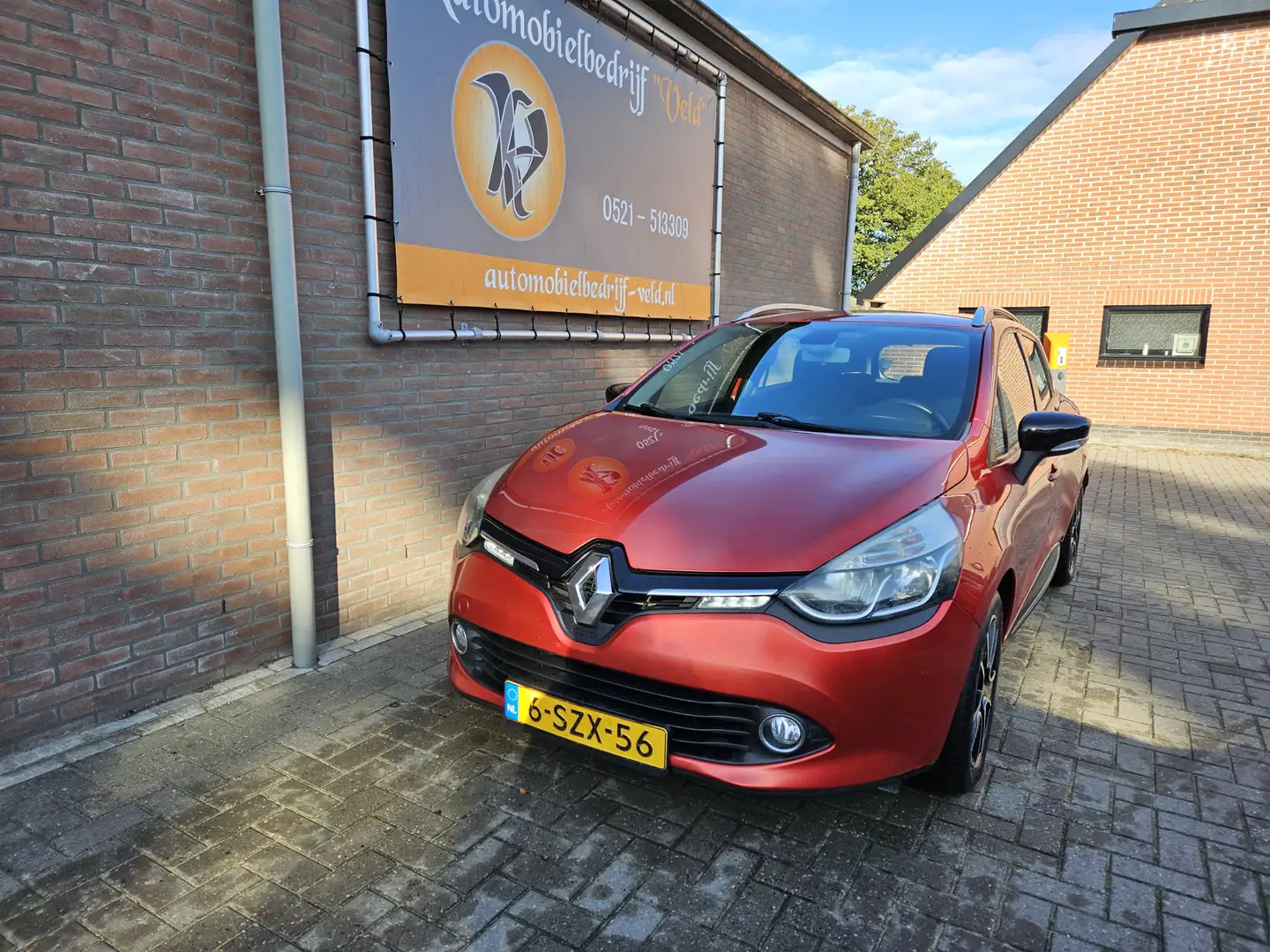 Renault Clio Estate 0.9 TCe Dynamique Rood - 1