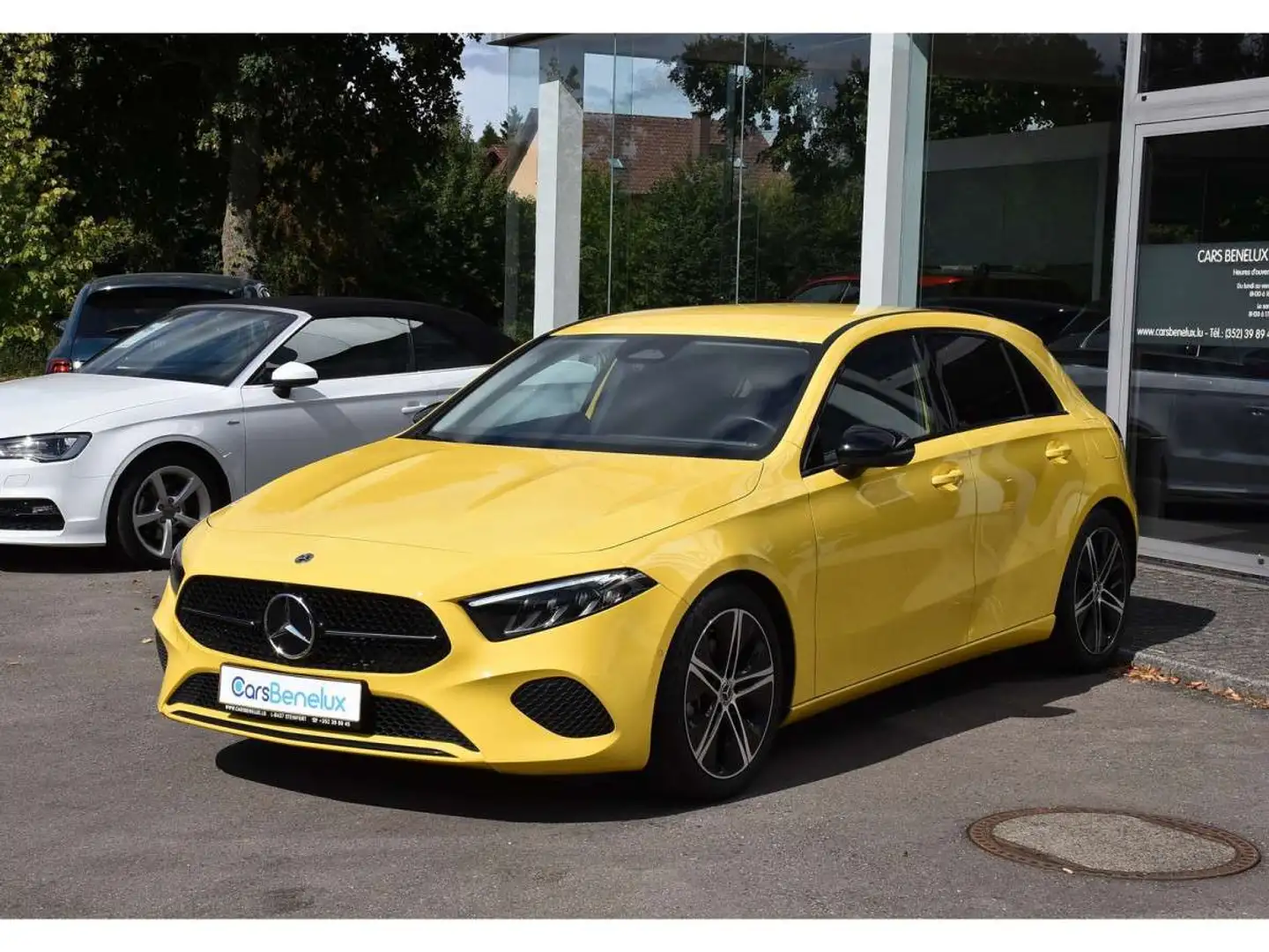 Mercedes-Benz A 200 d Progressive 8G-DCT 1/2CUIR GPS CAM P.NIGHT 1 M. Jaune - 2