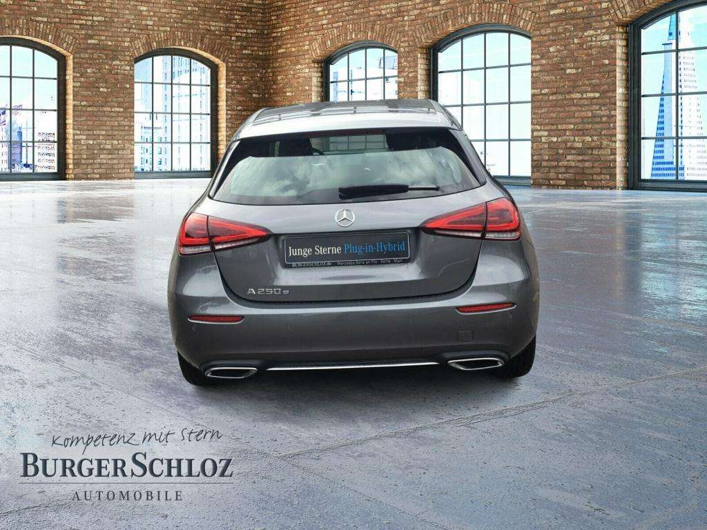 Mercedes-Benz A 250