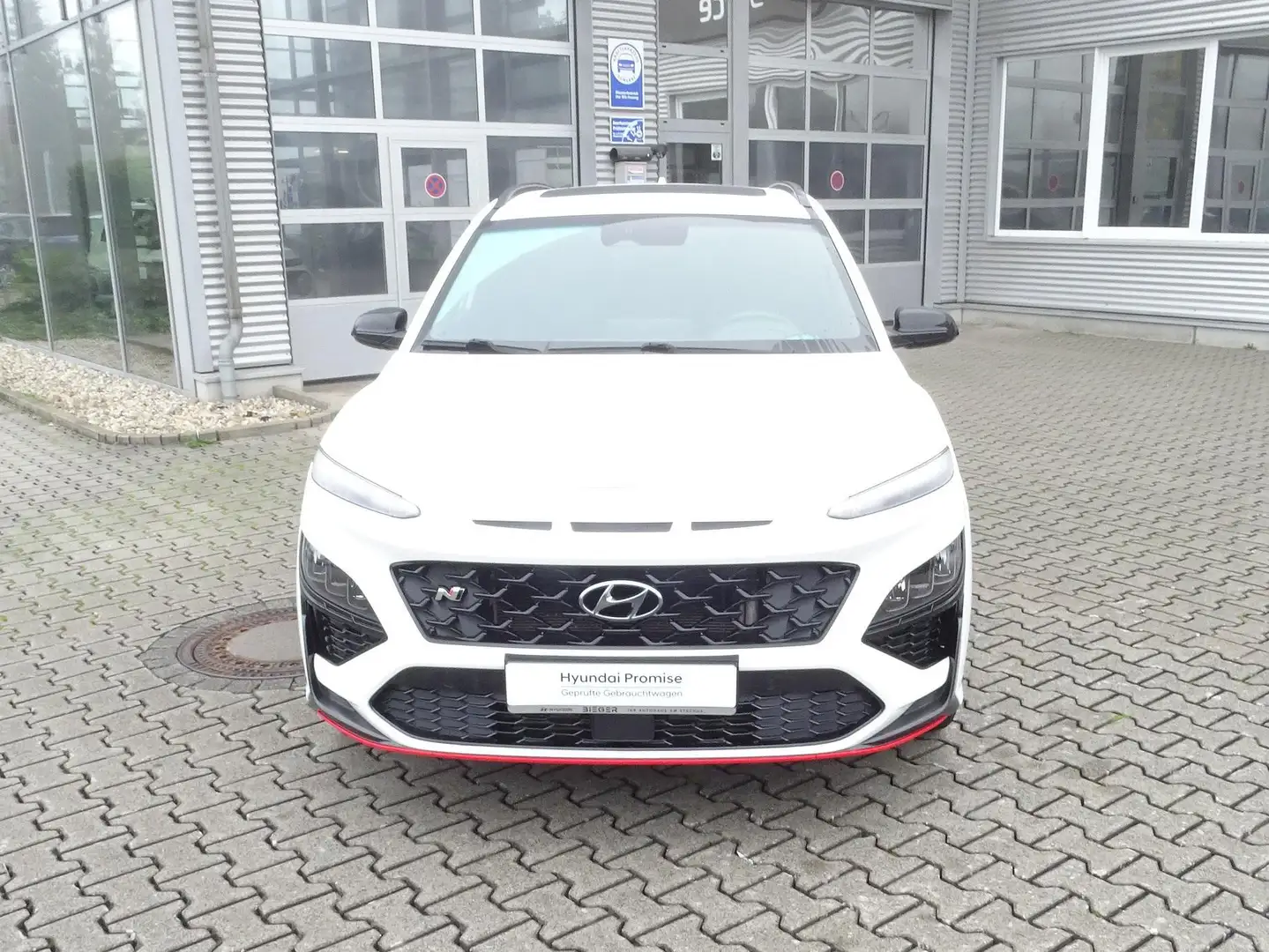 Hyundai KONA 2.0 T-GDI DCT N Performance Glasdach Navi SHZ RDC Weiß - 2