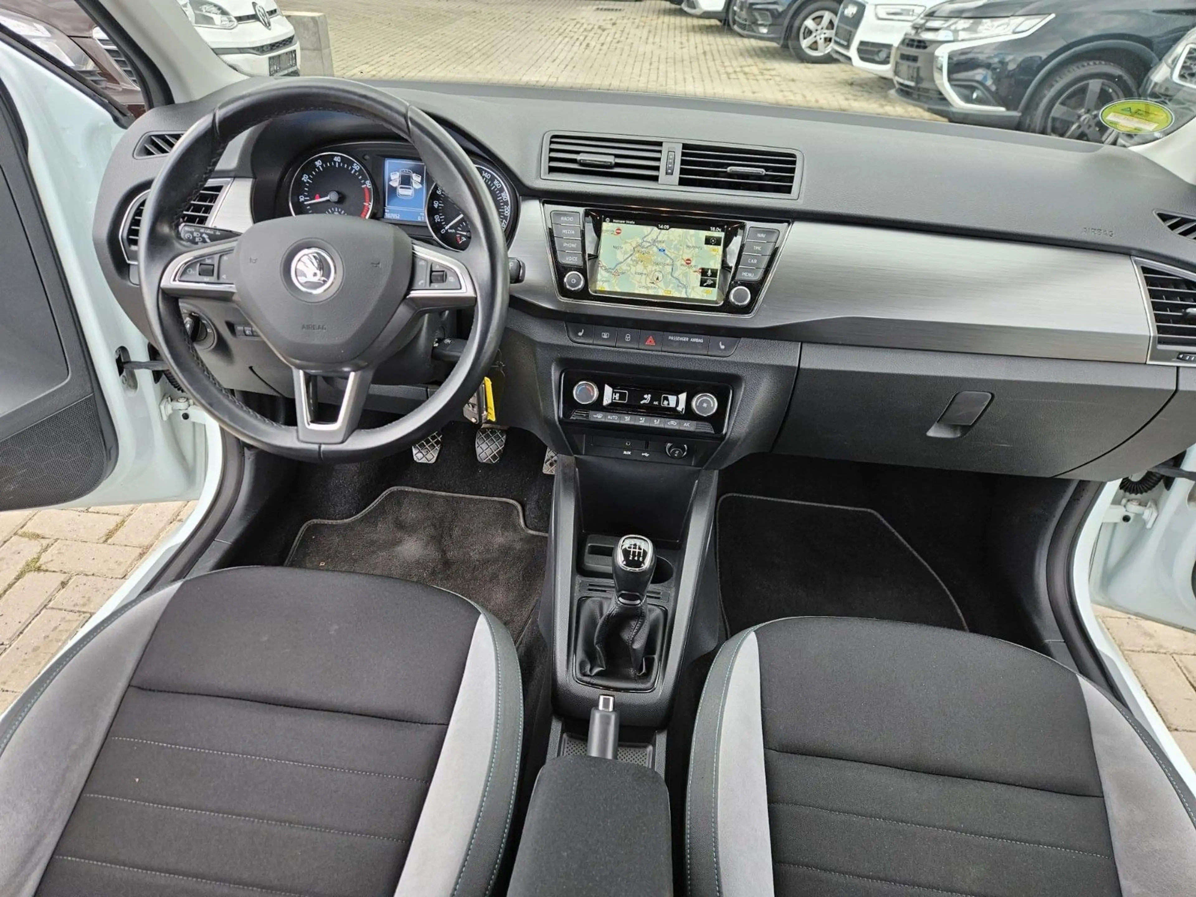 Skoda Fabia Joy — photo 13