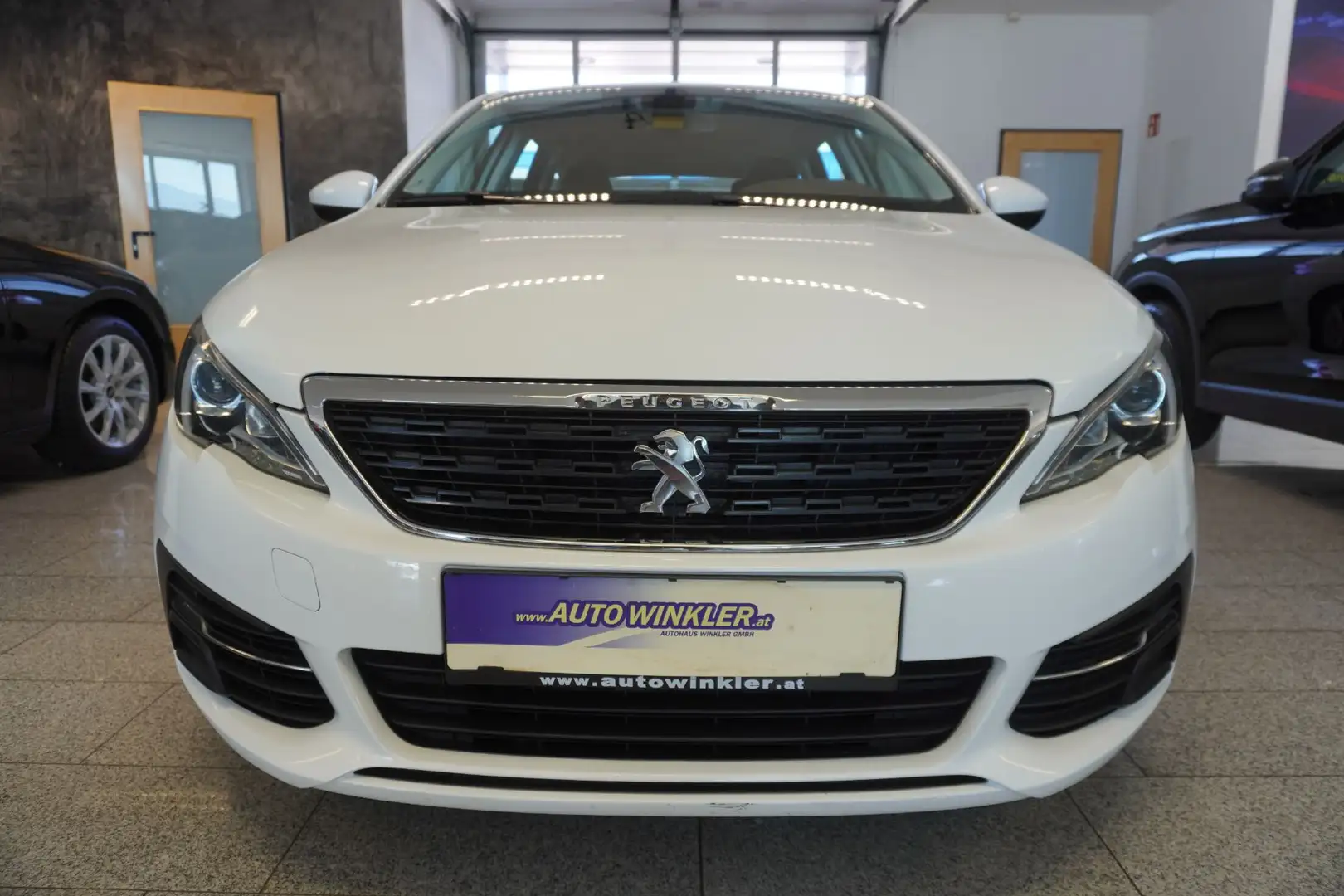 Peugeot 308 SW ACTIVE 1,5 BLUEHDI 100 S&S MFL/Navi/PDC Weiß - 2